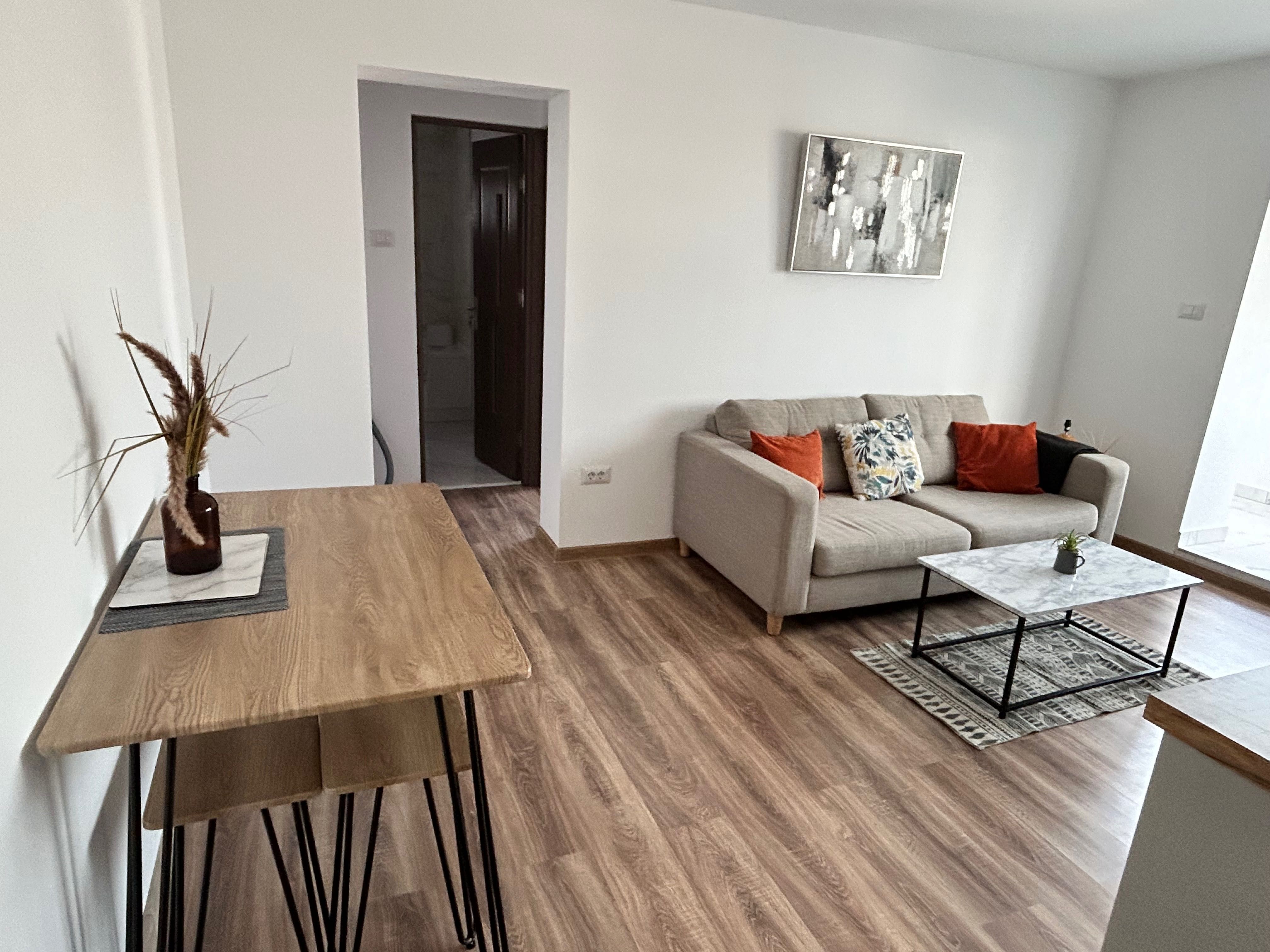 Apartament modern cu 2 dormitoare de închiriat