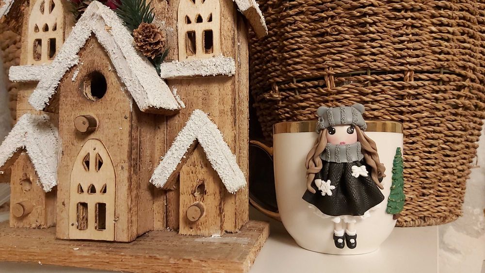 Cadou Craciun pentru sotie iubita cana papusa handmade