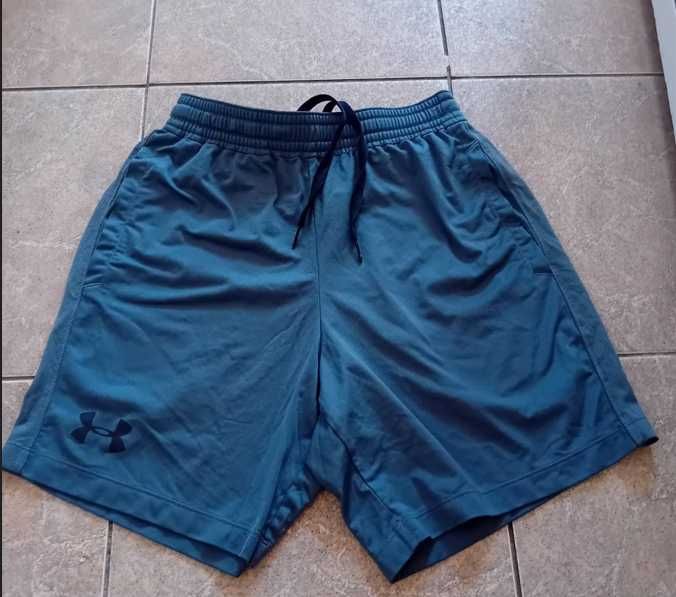 Оригинални къси панталони Under Armour