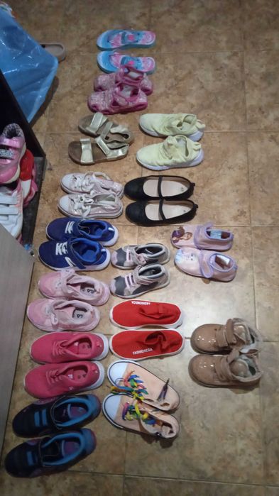 Детски маратонки кецове сандали чехли боти и др от 22 eu номер до 33 N