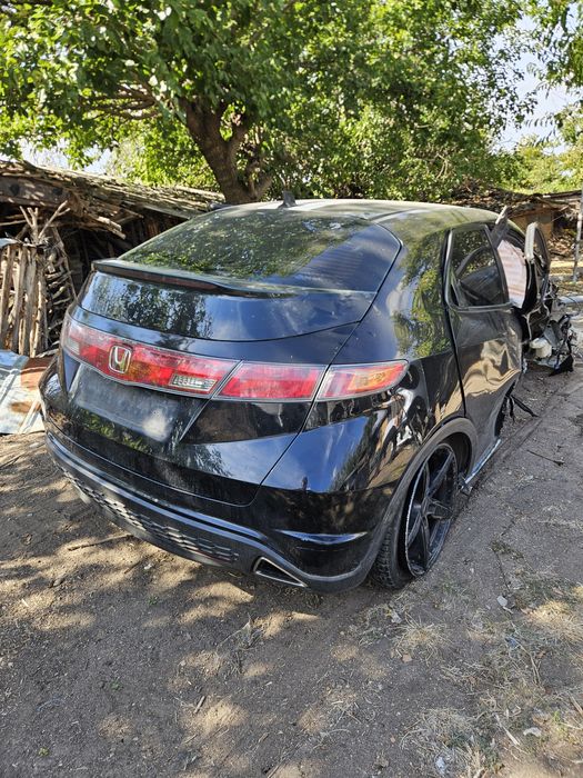 Honda Civic 8 2.2 140