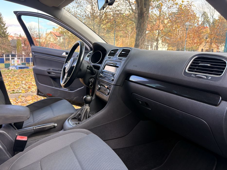 Vand sau schimb Volkswagen Golf VI