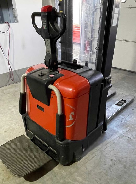 Vand Transpaleta Electrica BT model SPE160