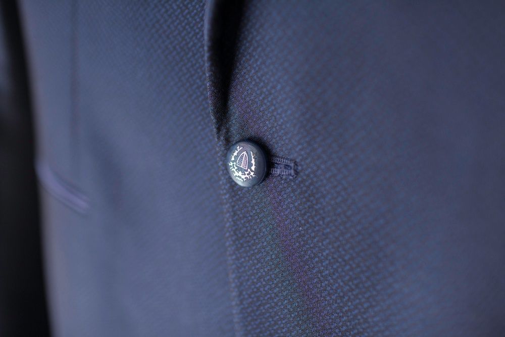 Vand costum barbati (pantaloni + sacou + papion)