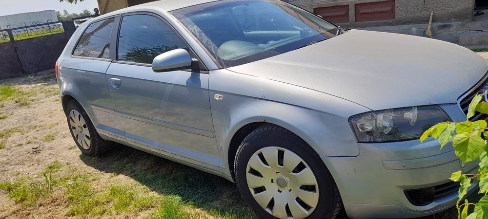 Dezmembrez audi a3 a4 b6 A4 b7 a3 Cabrio TT Q5 A6 renault megan 3 1.5