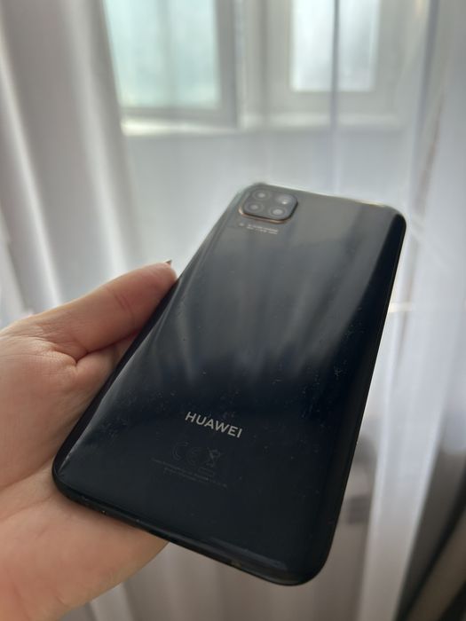 Huawei p40 lite перфектен
