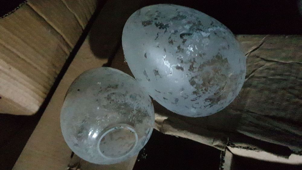 Abajur sticla pt lampa sau candelabru 10 lei bucata