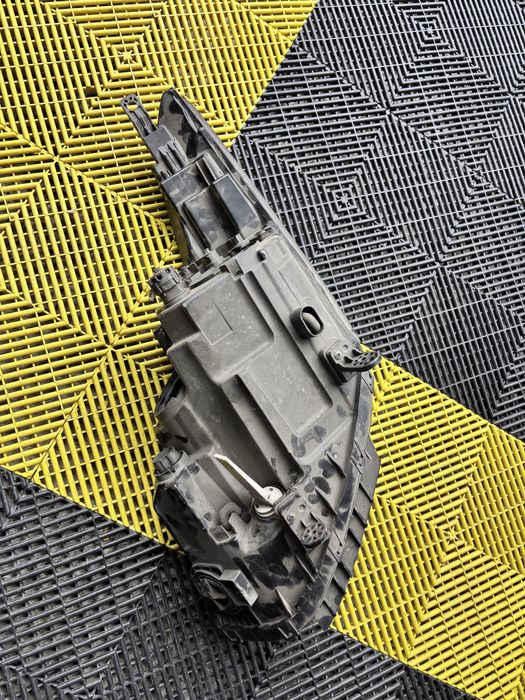Far dreapta halogen hyundai i40 92102-3ZXXX