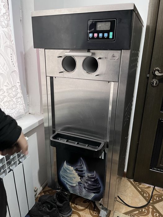 аппарат для мороженного 220