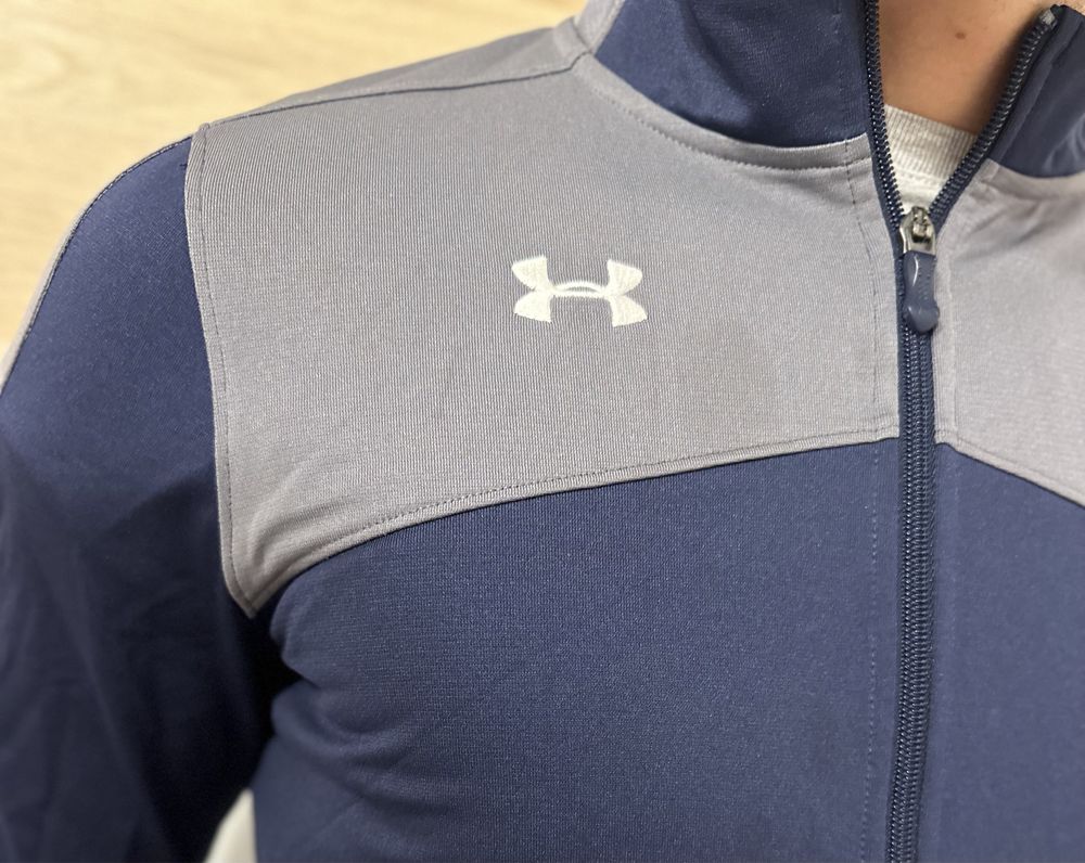 Разпродажба Мъжка спортна горница Under Armour