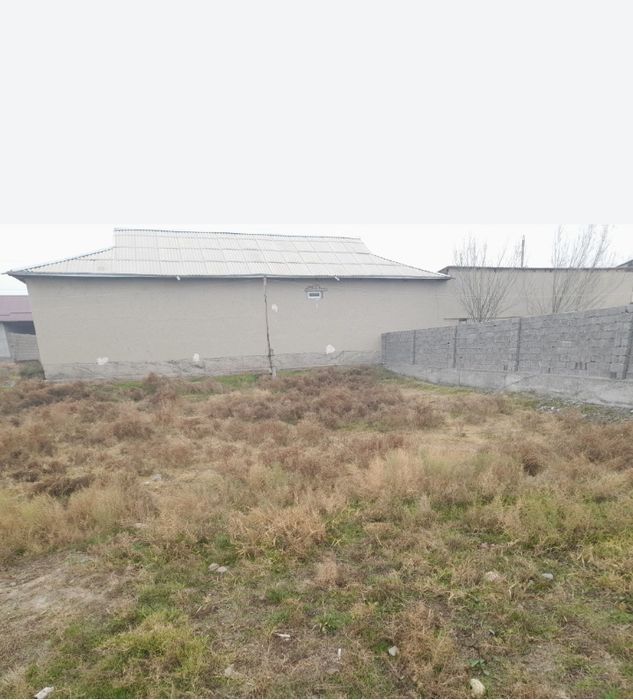 Ishtixon shahrida yer uchaskasi sotiladi