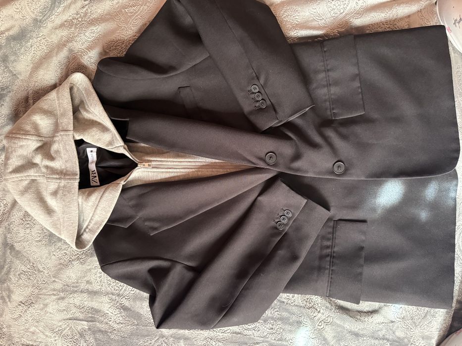 Zara женски връхни дрехи