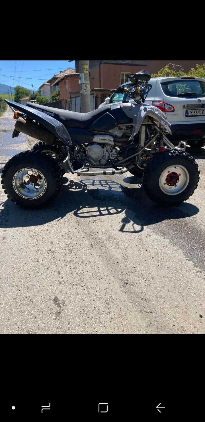 ATV Polaris 500 predaror