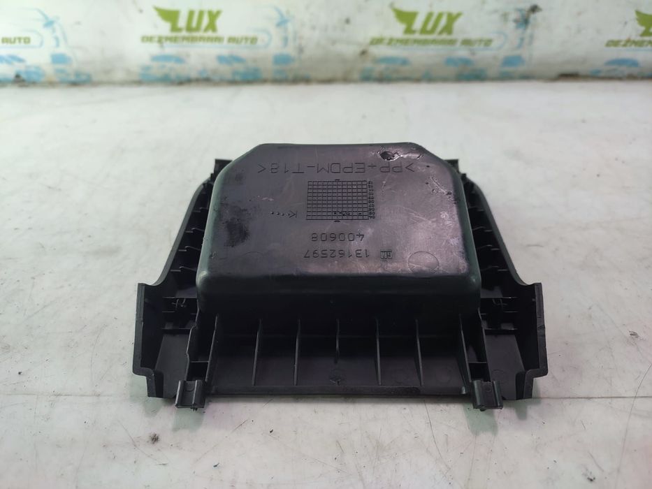 Consola centrala bord 13162597 Opel Zafira B [2005 - 2010] 1.9 cdti Z