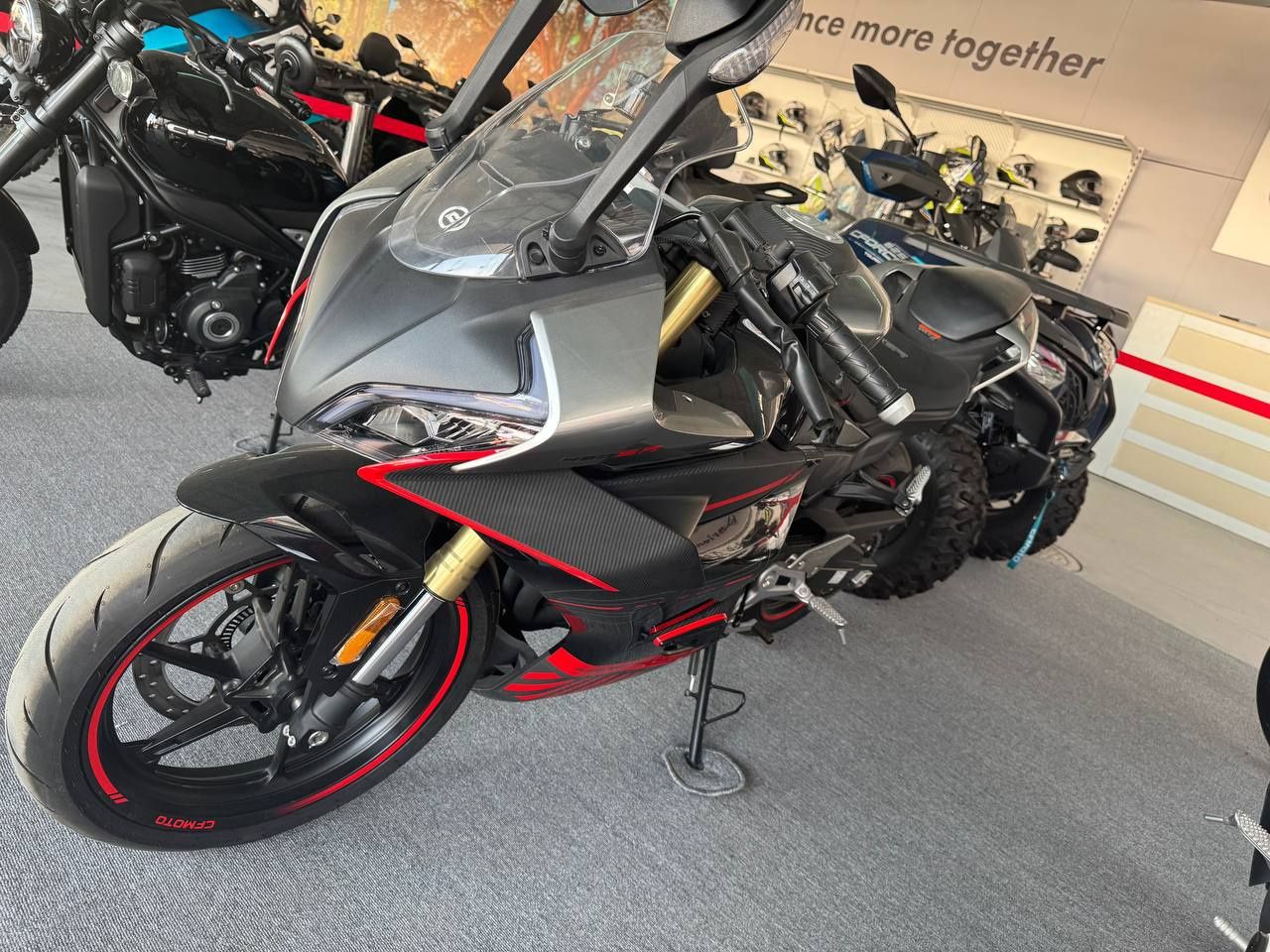 Мотатцикл  CFmoto 450 Sr CIP Toshkent narxi  Oʻzbekistoning rasmiy dil