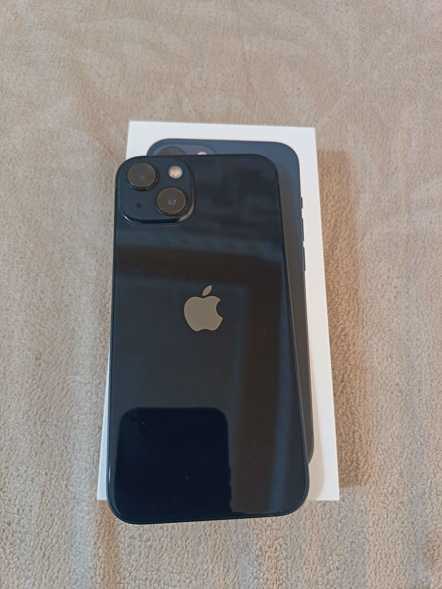 Iphone13 с гаранция