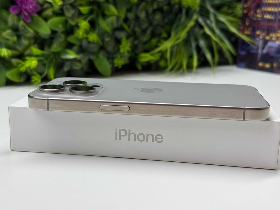 ТоП ! iPhone 15 Pro 256GB Гаранция Titanium