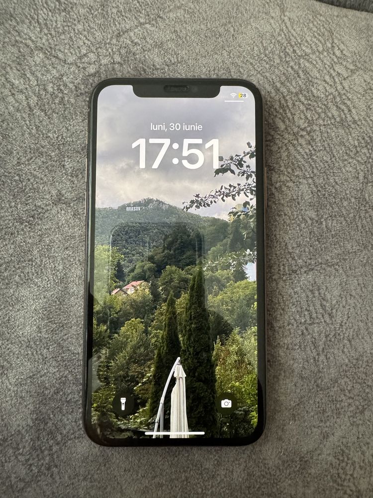 iphone 11 pro Gold
