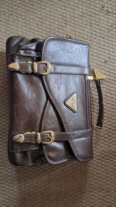 Ретро кожена чанта BULAGGI