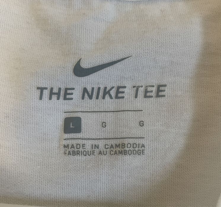 Vând tricou Nike
