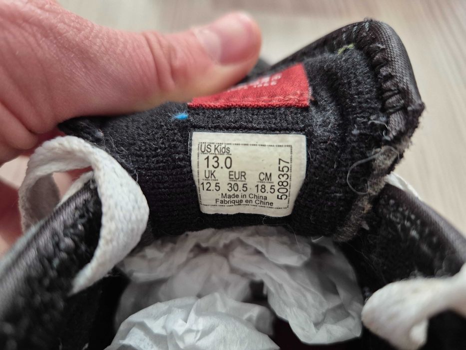 Детски кецове Vans 30.5 размер, черни