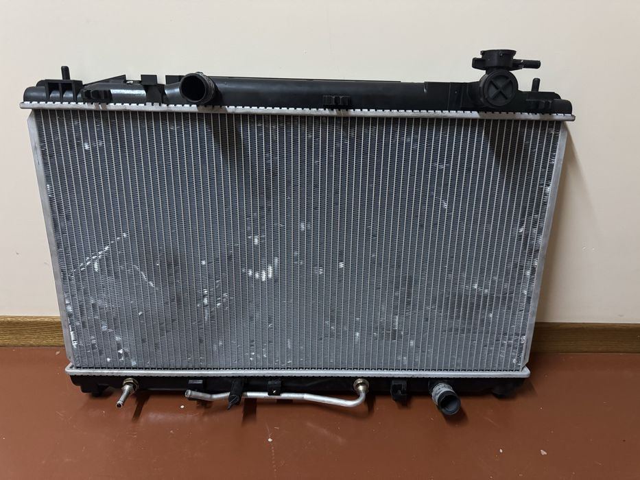 Радиатор Toyota Camry 40 Б/У (китай)