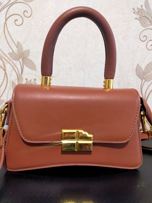 Красивая сумочка