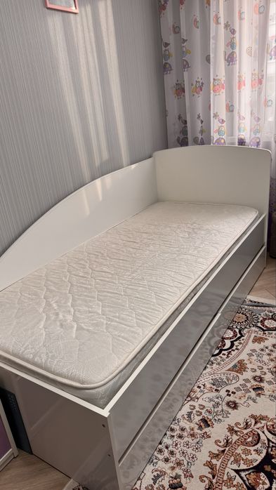 Продам кровать детскую