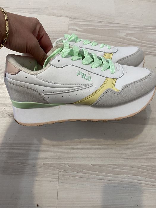 Vand adidasi Fila originali noi marimea 38