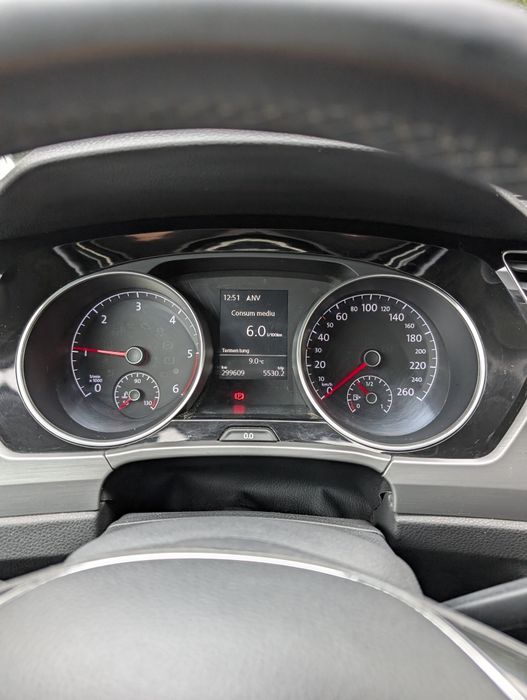 VW Touran 1.6 TDI, 7 locuri