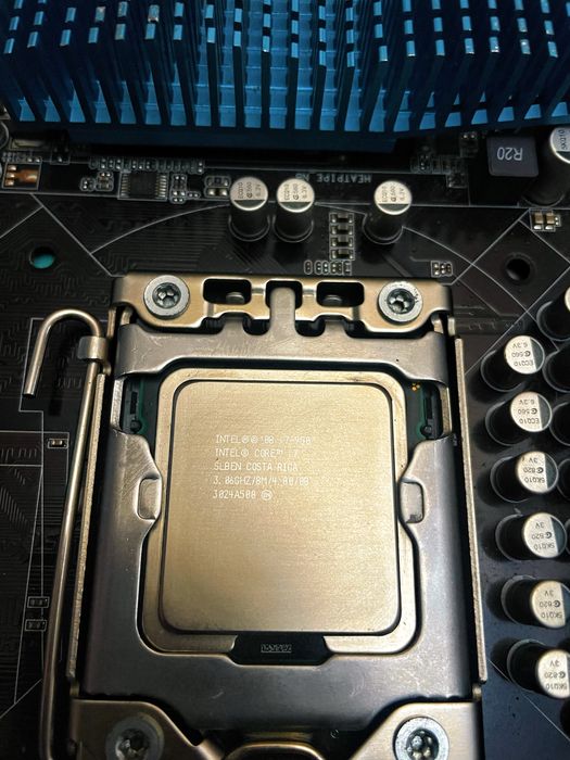 Дънна платка Asus P6X58D-E сокет LGA 1366
