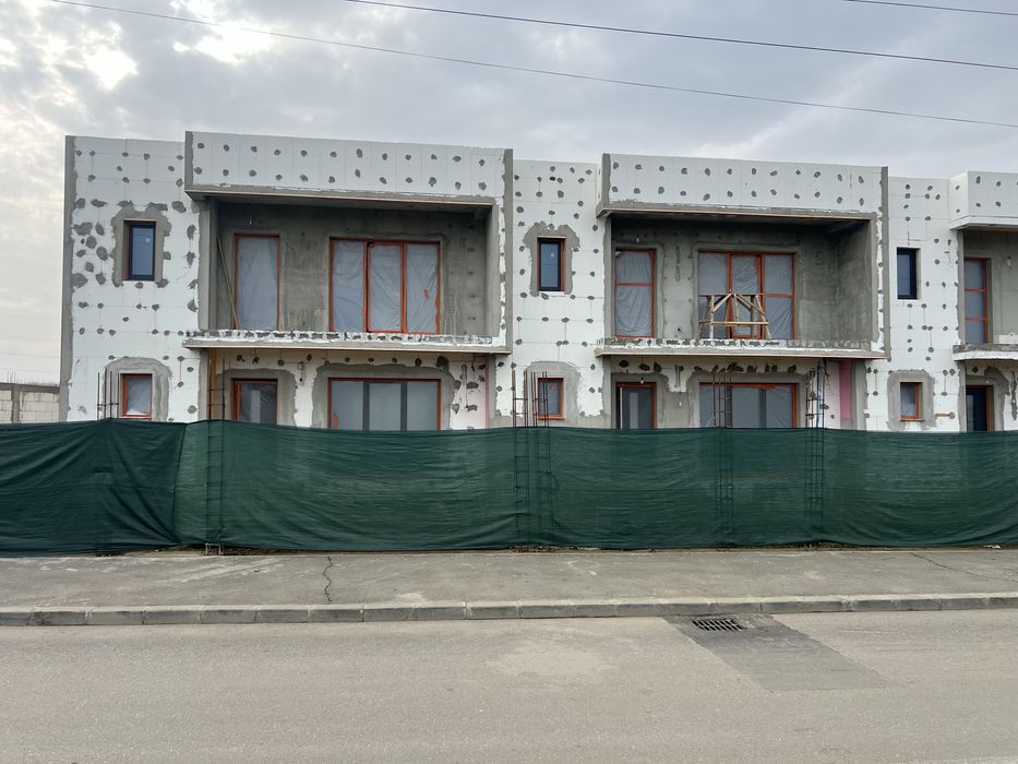 CASE DE VANZARE-Craiova, zona ANL-uri(in spatele Parcului N. Romanescu