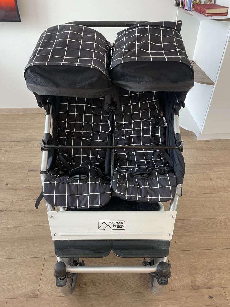 Детска количка за близнаци Mountain buggy