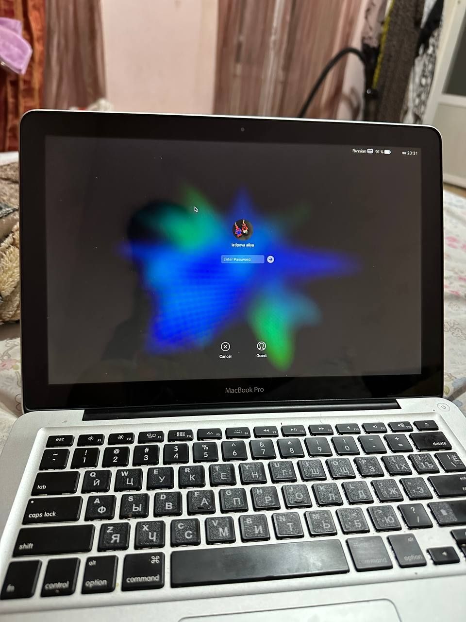 Продается MacBook pro