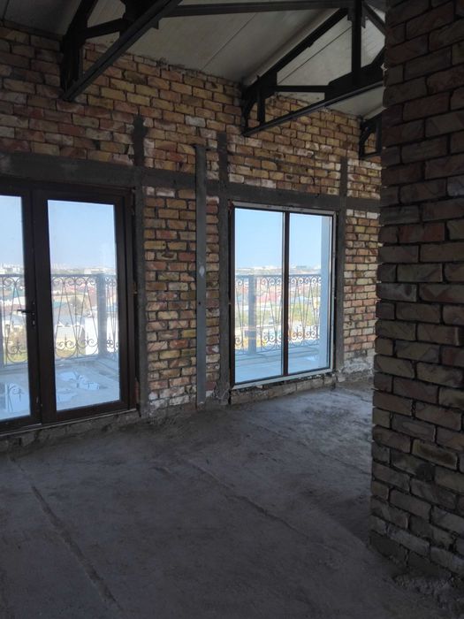 Продаётся две 2х уровневые квартиры в новостройке 
на  Паркенском.