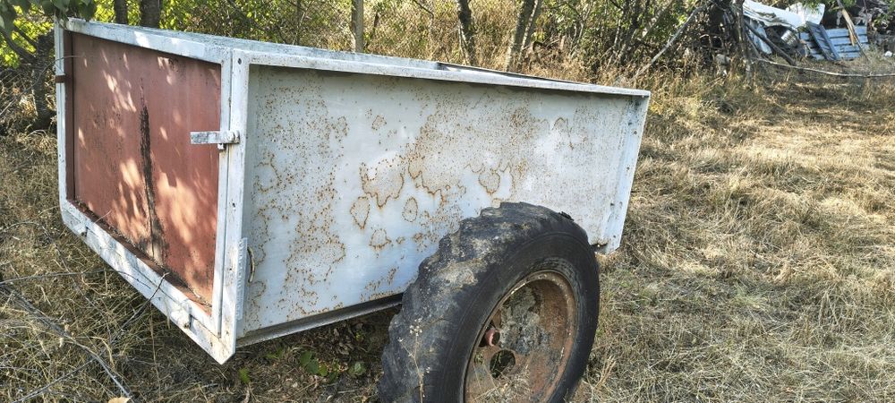 Ремарке за трактор