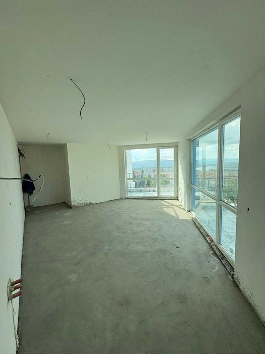 От строителя/ двустаен апартамент/94 м²/спец. цена 108 000 €, гр. Бяла