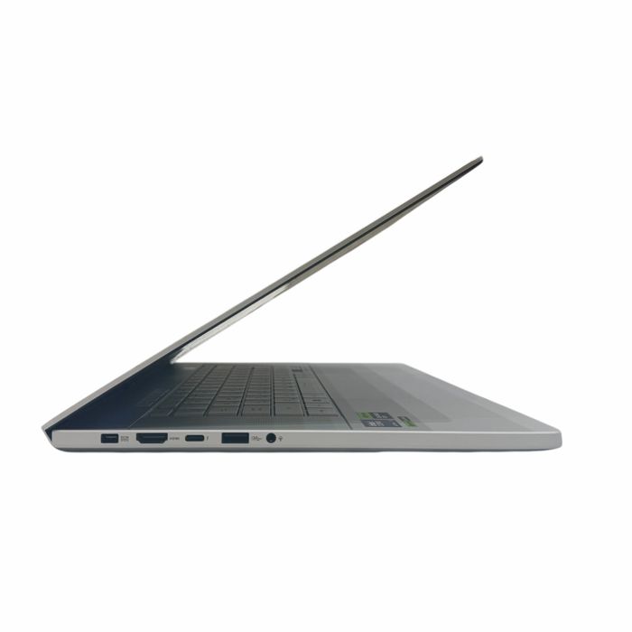 Asus Zephyrus G16 Platinum White GU605M