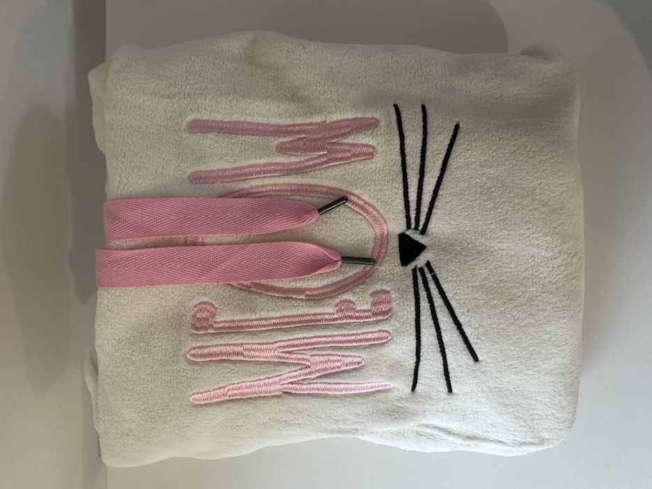 Пухкаво зимнл худи с качулка