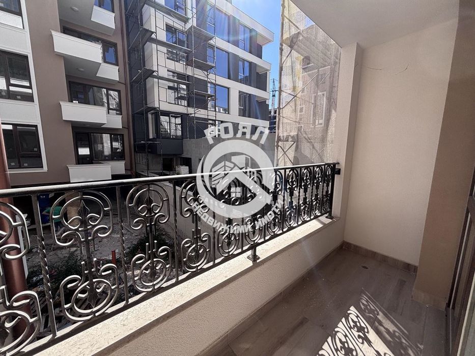 Продава се Двустаен апартамент в Пловдив, Христо Смирненски - 81 кв.м за 1467 €/кв.м - Снимка #3