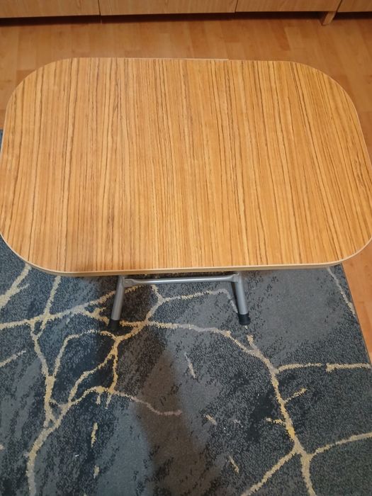 Masa pliabila lemn cu cadru din metal