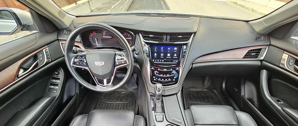 Cadillac CTS Premium - Sedan American de Lux, Automat, 278 Cai, Curat