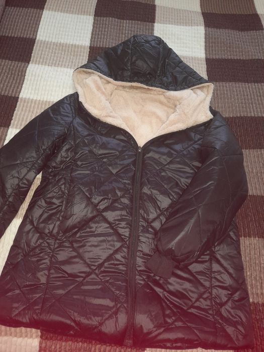 Продам куртку женскую , осен  - весна, на 48  размер
