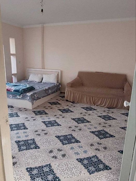 Чилонзор-18 Панель 2/4/9 балкон 1/7 Ориентир Парламент