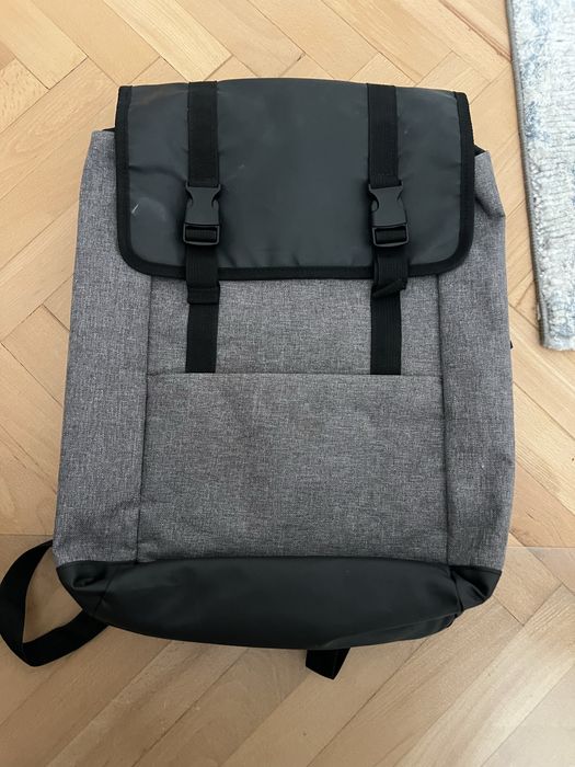 Vanzare Rucsac ideal pentru travel si munca