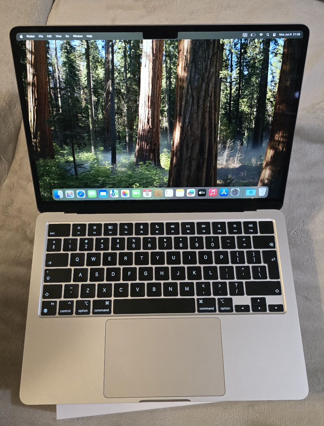 Macbook air 13.6" M2