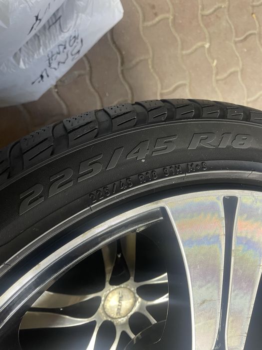 De vanzare jante+cauciuc BMW R18”