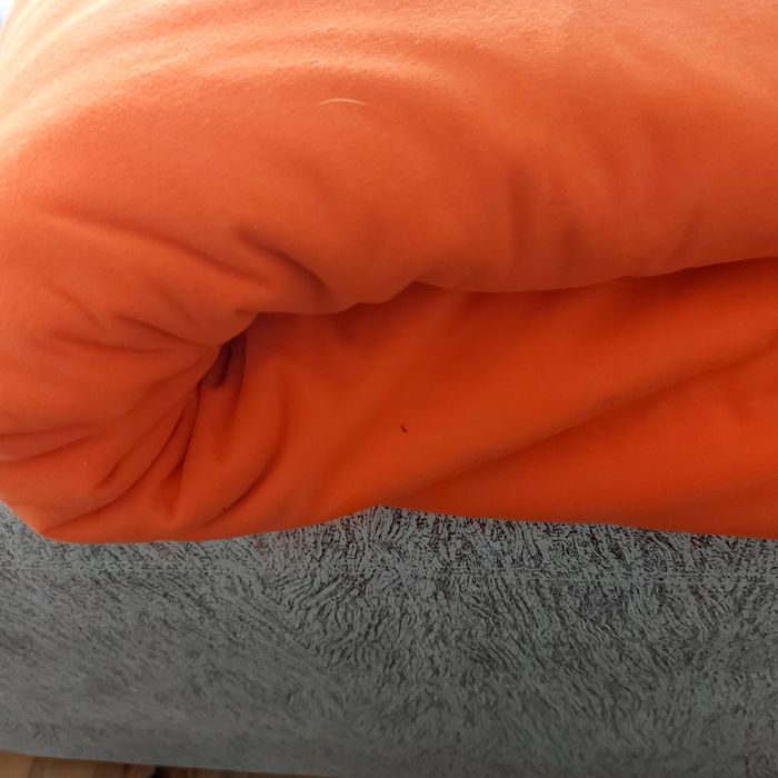 Продавам памучни трика и платове