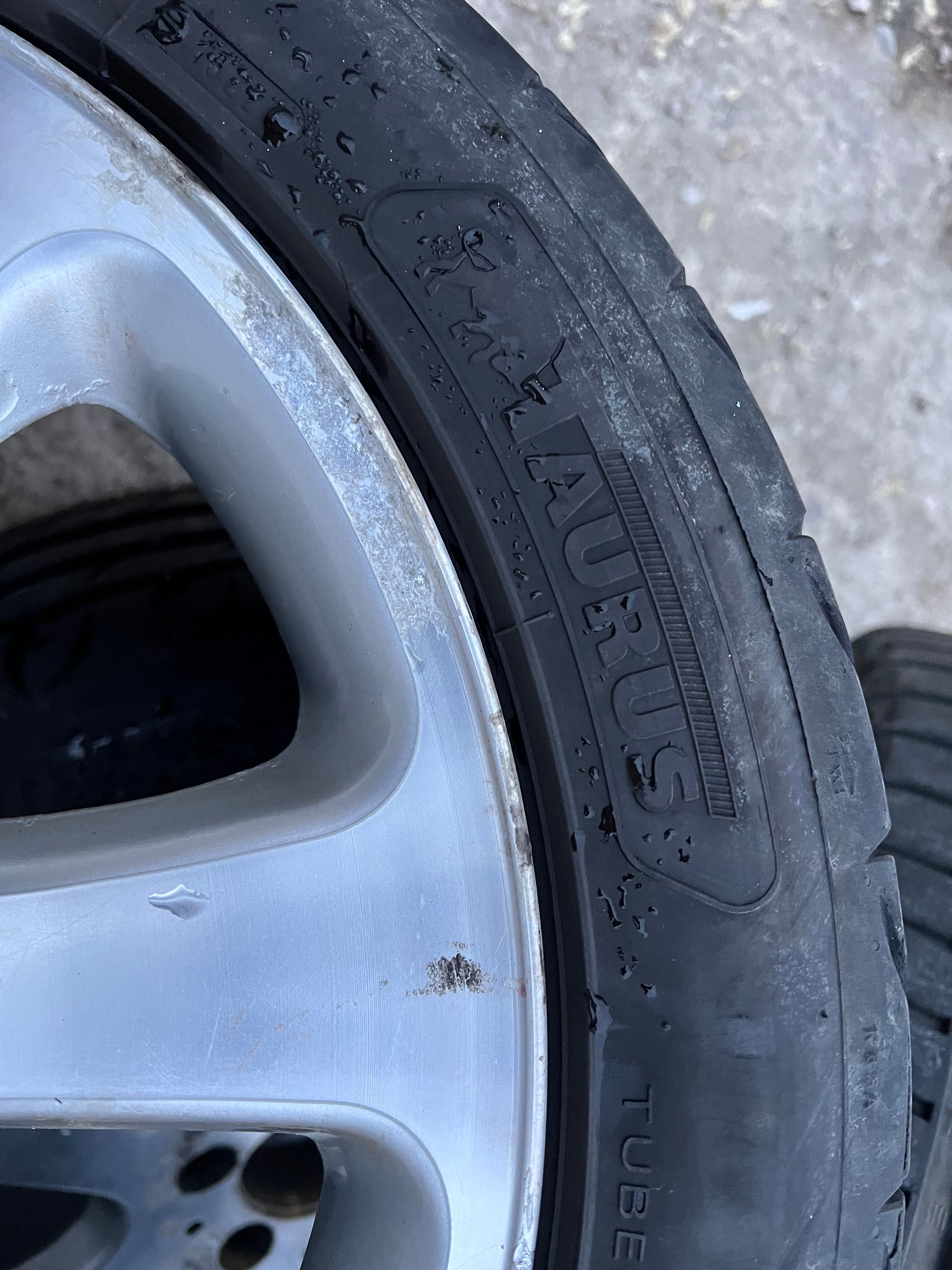 Летни гуми 225/45R17 с джанти за Mercedes