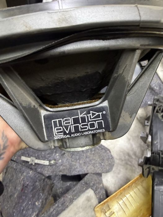 Продам саб mark levinson